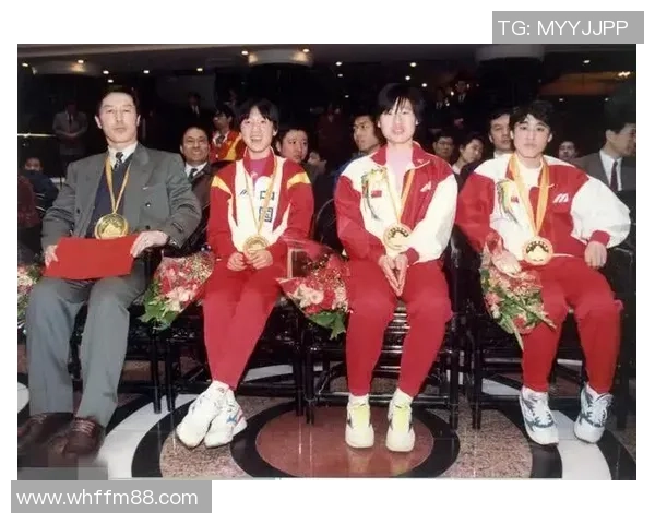 足球明星离婚后净身出户背后的真相与影响分析