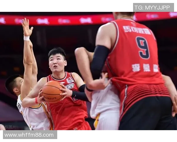 杭州篮球队与北京篮球队赛后复盘分析球员个人能力对比与表现总结