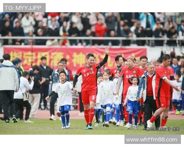 深圳足球队在选拔赛中的灵活性表现分析与点评